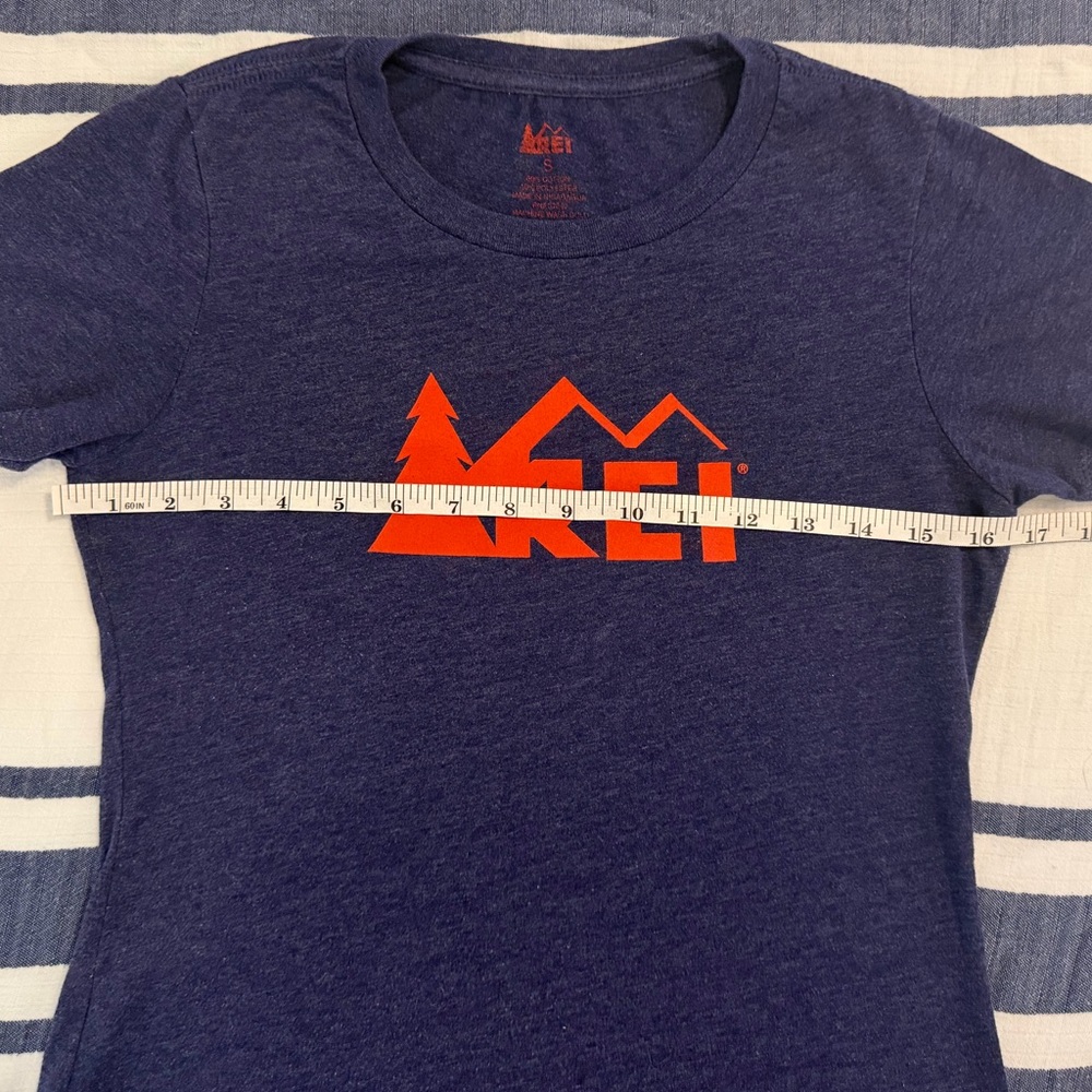 REI Women’s Blue Short Sleeve Tee with Red Logo, Small, GUC - Picture 4 of 5